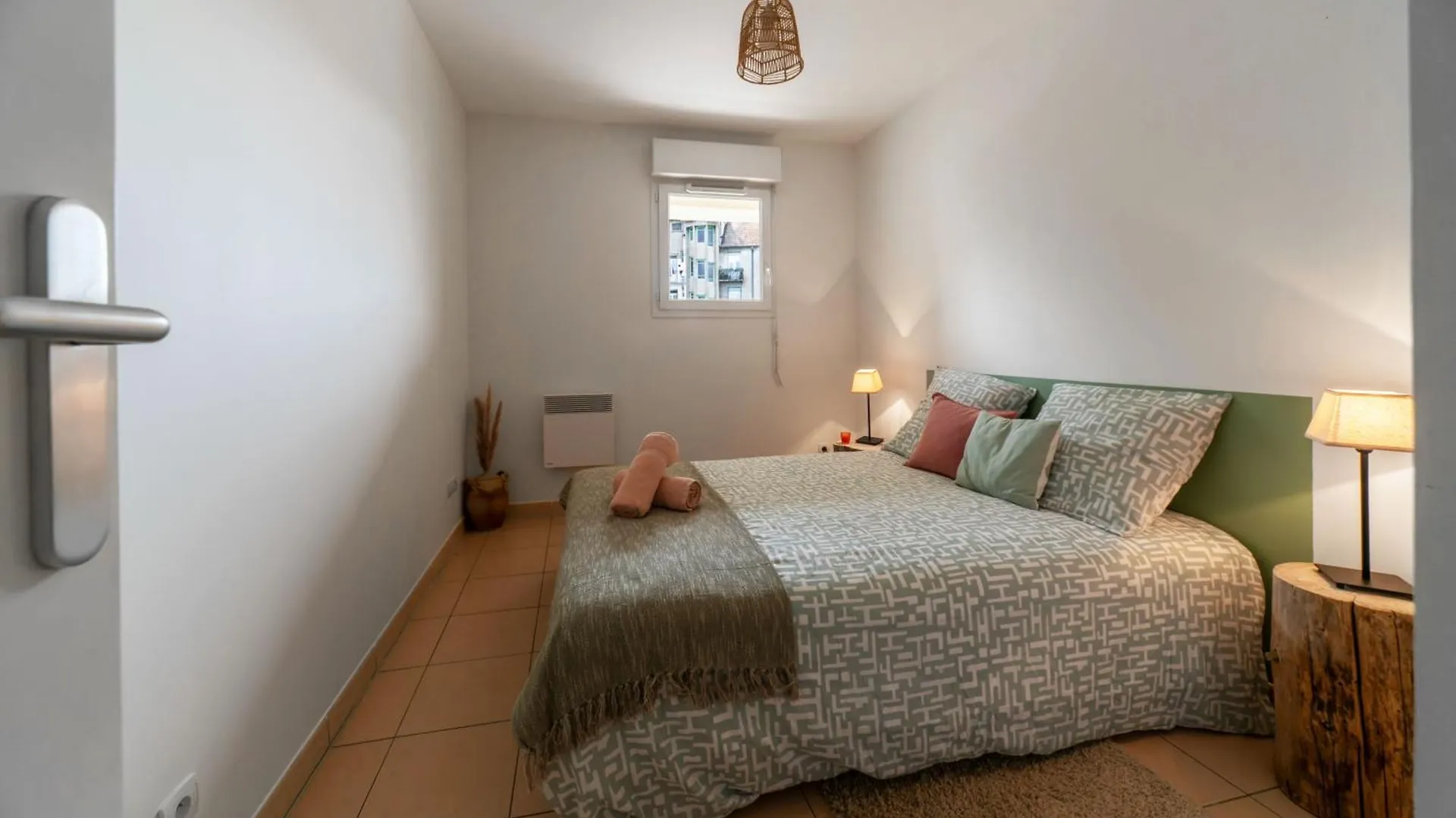 Apartment L'Eugenie - Appartement Design & Confort En Centre-Ville Vichy France
