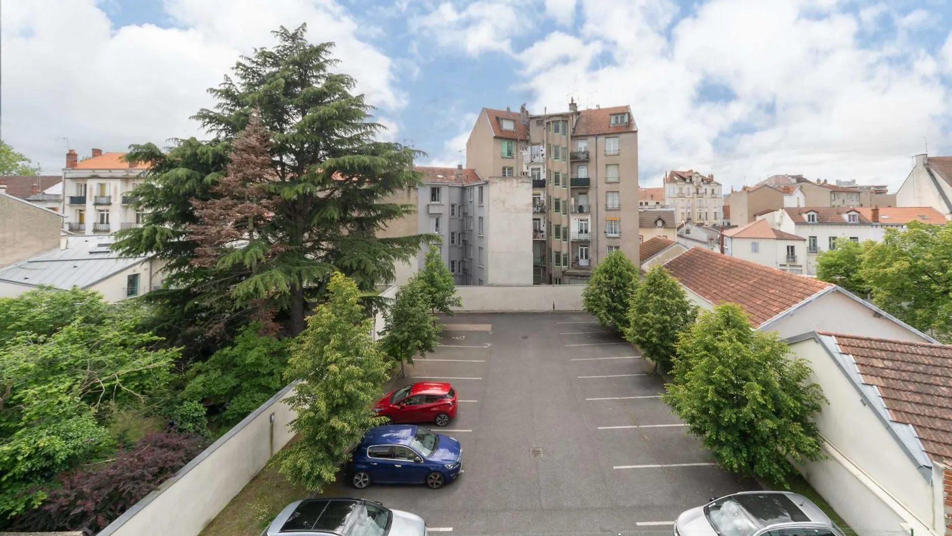 L'Eugenie - Appartement Design & Confort En Centre-Ville Vichy Apartment
