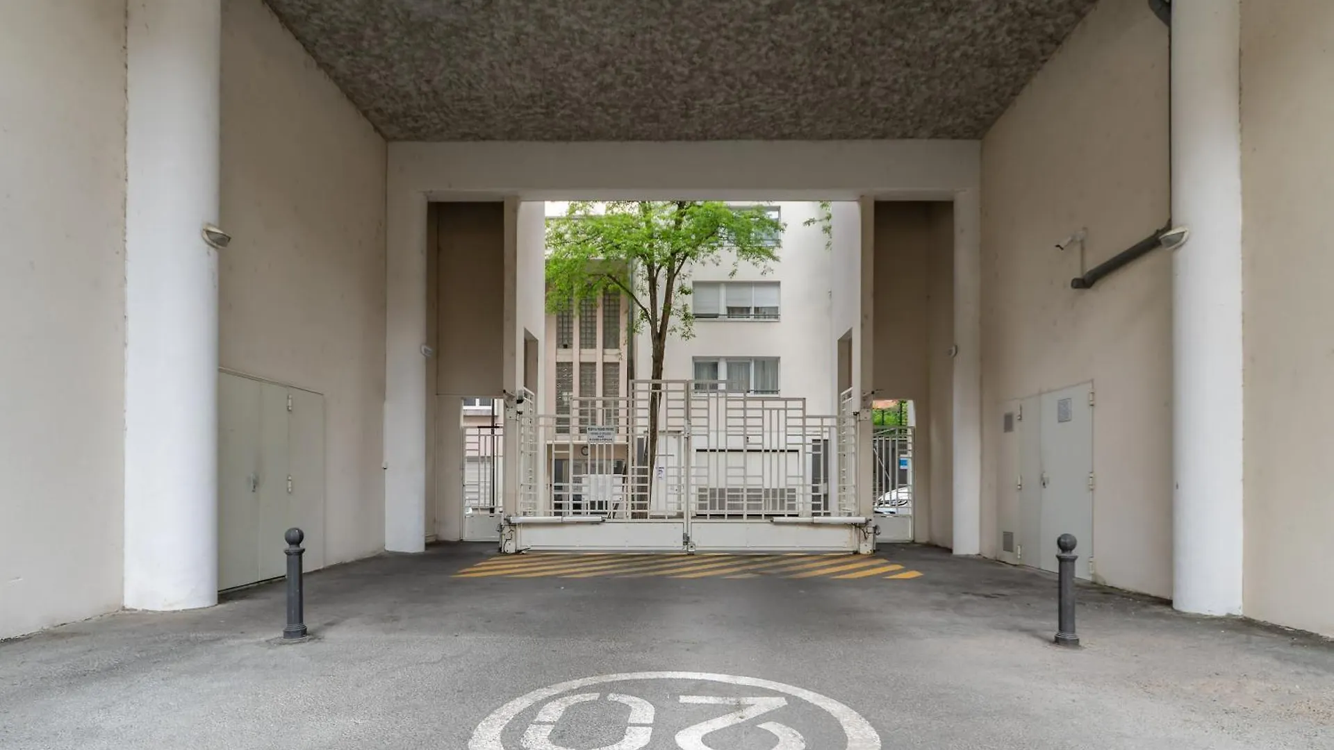 L'Eugenie - Appartement Design & Confort En Centre-Ville Vichy 0*,  France