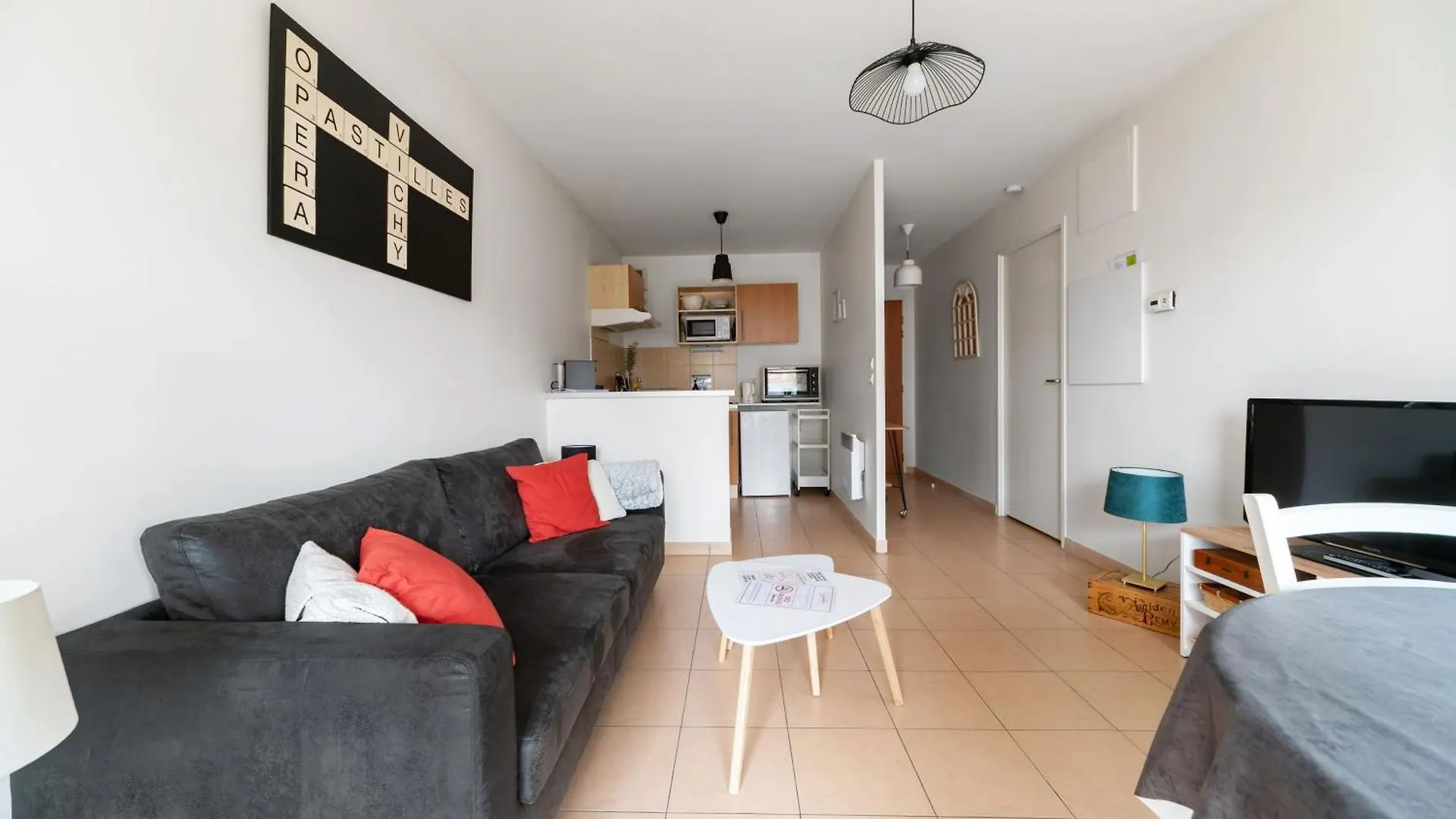 Apartment L'Eugenie - Appartement Design & Confort En Centre-Ville Vichy France