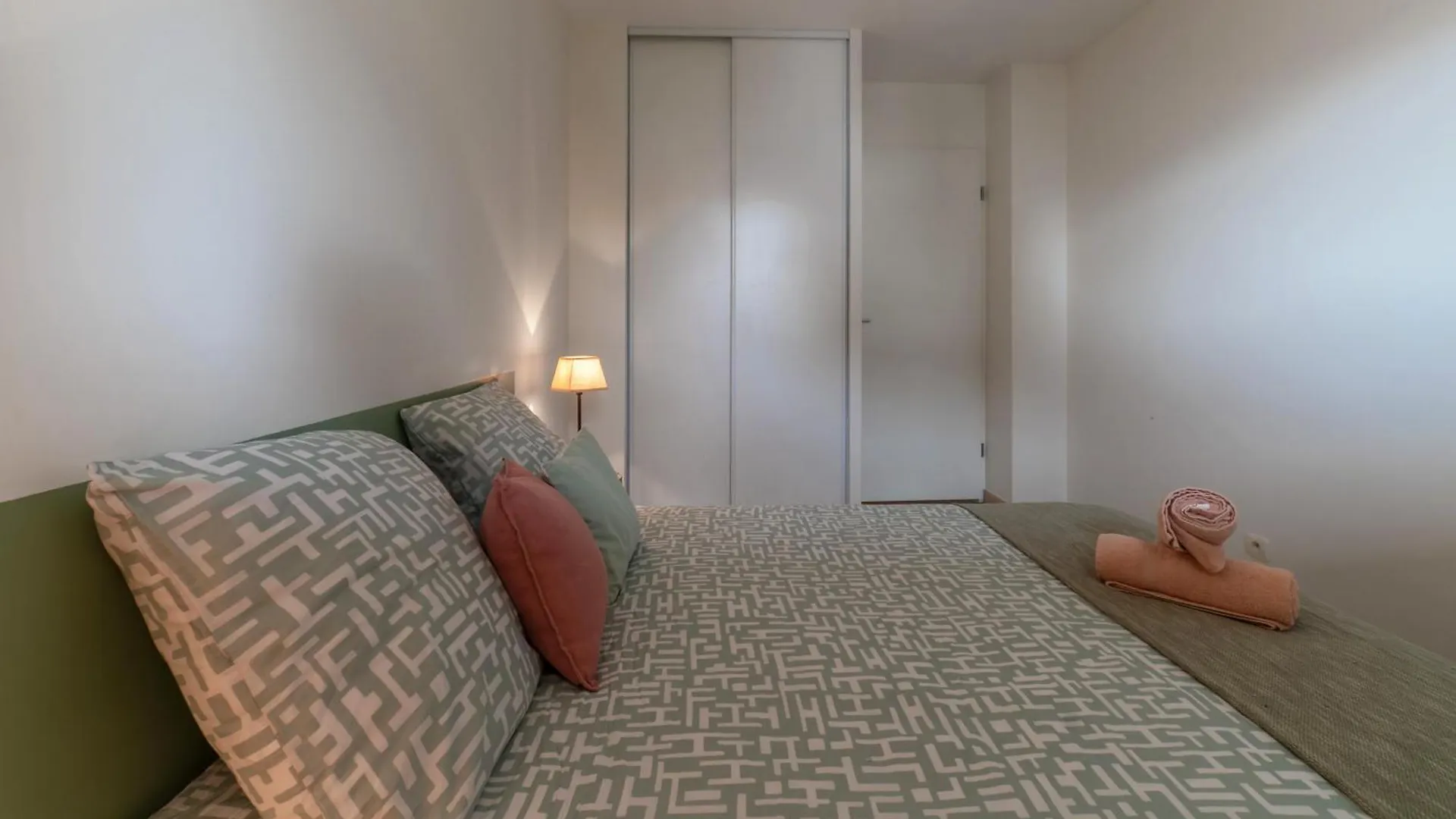 L'Eugenie - Appartement Design & Confort En Centre-Ville Vichy 0*,  France