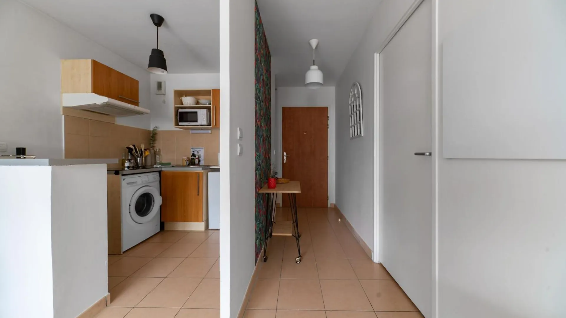 L'Eugenie - Appartement Design & Confort En Centre-Ville Vichy 0*,